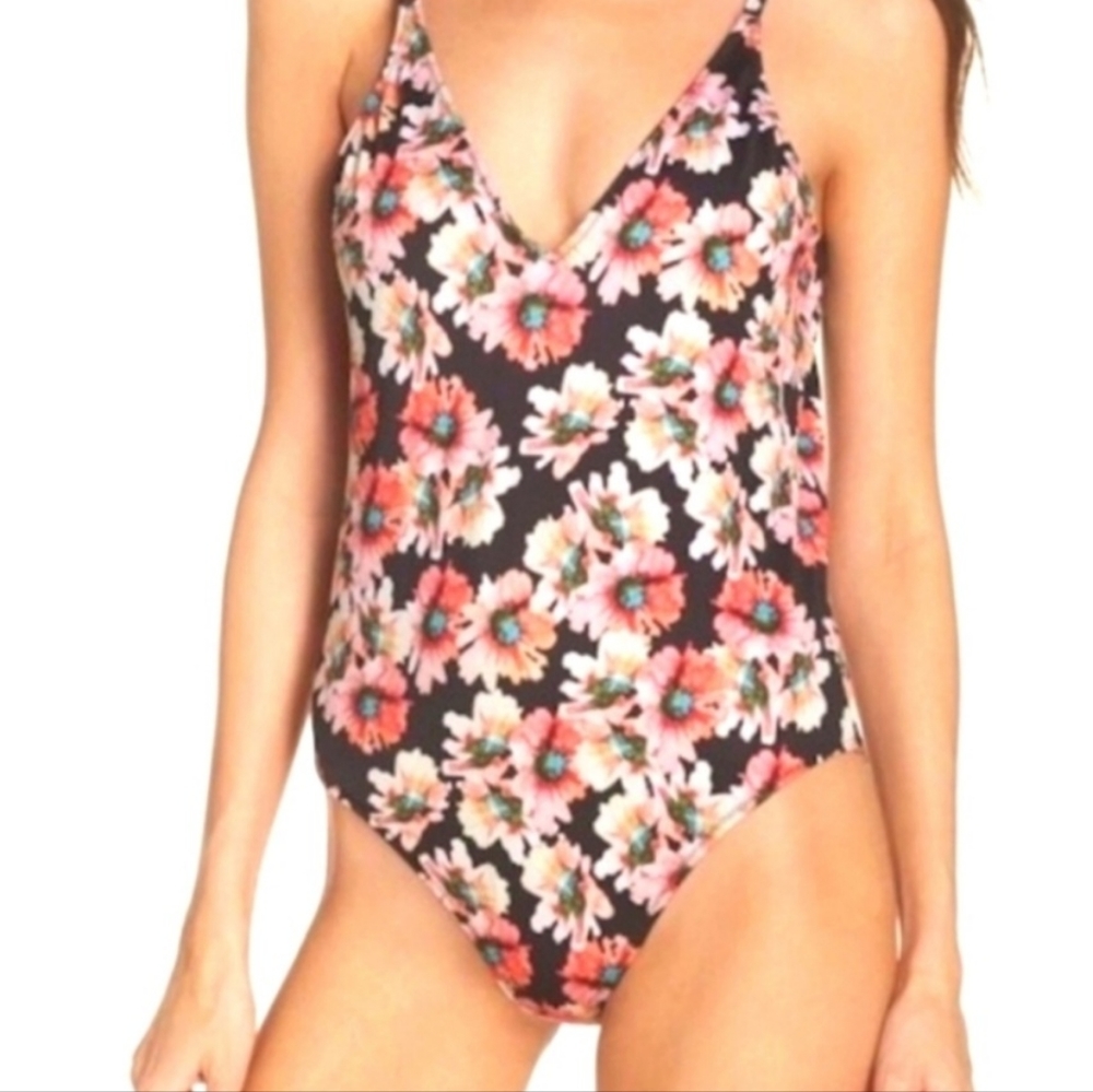 Leith swim suit M size